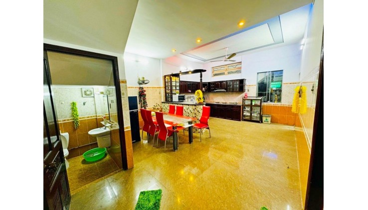 Mặt tiền đường số 3419 Phạm Thế Hiển 12x18 đúc 2 tầng 200m2 chỉ 14 tỷ
